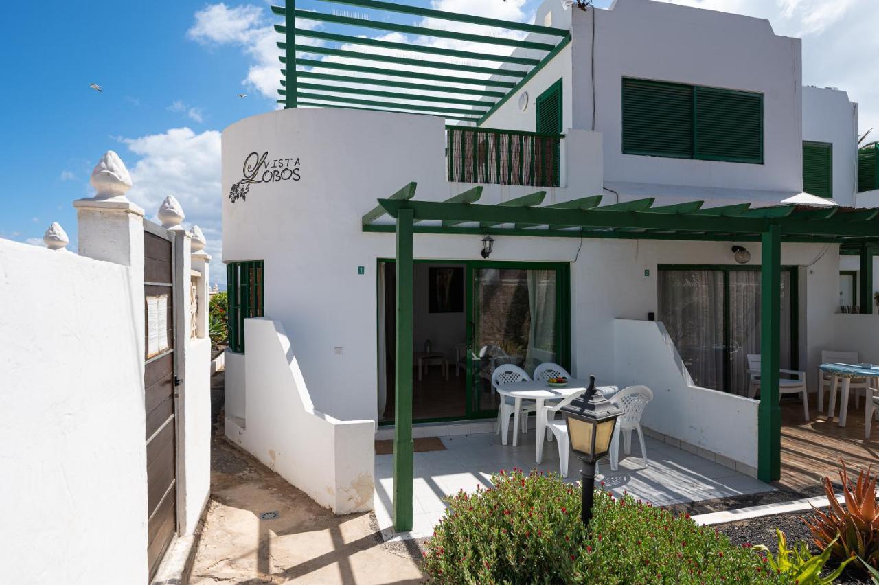 קורלחו Homeforguest Apartment With Pool And Terrace 1 Min From The Beach מראה חיצוני תמונה